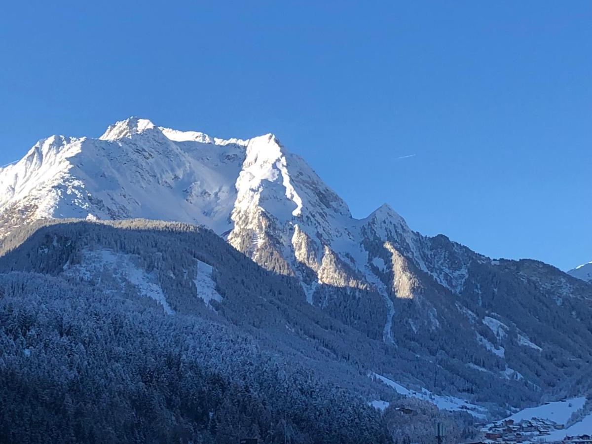 Villa Romantica Appartement Mayrhofen Buitenkant foto